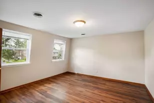 303 Somerset Dr, Valparaiso, IN 46383 - Photo 30