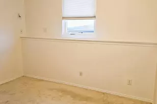 1164 S Virginia St, Hobart, IN 46342 - Photo 36