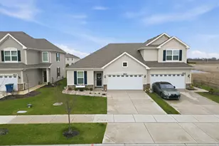 1820 E 110th Pl, Crown Point, IN 46307 - Photo 2