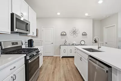 1820 E 110th Place, Crown Point, IN 46307 - Photo 8