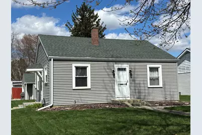 828 W Grove Street, Rensselaer, IN 47978 - Photo 1