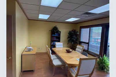 3620 W 80th Lane, Merrillville, IN 46410 - Photo 12