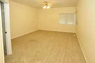 192 Heather Ln, Hobart, IN 46342 - Photo 14