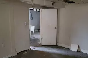 1982 Cleveland St, Gary, IN 46404 - Photo 28