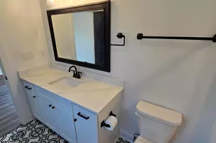 506 Locust St, Valparaiso, IN 46383 - Photo 22