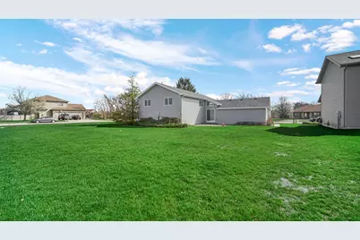 7502 Pershing Road, Schererville, IN 46375 - Photo 20