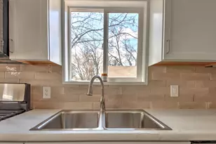 302 Oberreich St, La Porte, IN 46350 - Photo 18