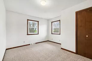 1379 Leeward Rd, Crown Point, IN 46307 - Photo 16