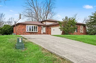 1379 Leeward Rd, Crown Point, IN 46307 - Photo 2