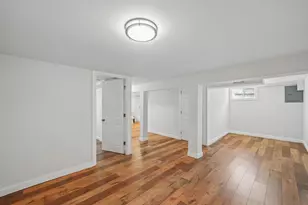 1043 Colfax St, Gary, IN 46406 - Photo 8