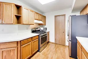 9424 Van Buren St, Crown Point, IN 46307 - Photo 10