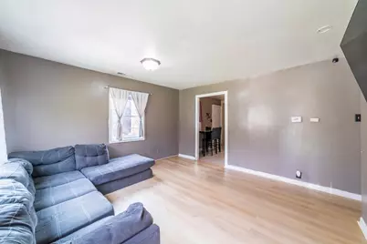 4309 W 19th Avenue, Gary, IN 46404 - Photo 4