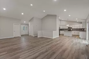 53712 Terre Verde Hills Ct, South Bend, IN 46628 - Photo 8