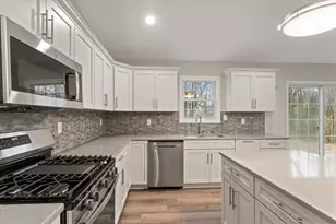 53712 Terre Verde Hills Ct, South Bend, IN 46628 - Photo 12