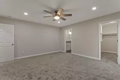 53712 Terre Verde Hills Court, South Bend, IN 46628 - Photo 18