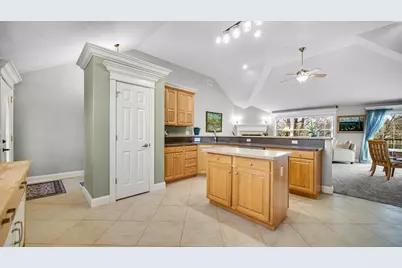 2153 Sweet Briar Lane, Valparaiso, IN 46385 - Photo 12