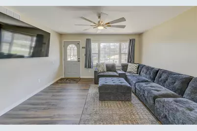 4268 Deer Run, Lake Station, IN 46405 - Photo 4