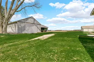 997 W 850 S, Union Mills, IN 46382 - Photo 4