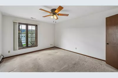 1710 Camellia Dr #D1, Munster, IN 46321 - Photo 14