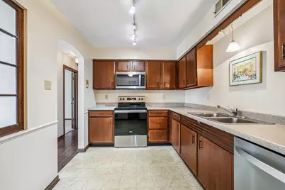 1710 Camellia Dr #D1, Munster, IN 46321 - Photo 12