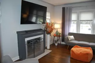 7427 Olcott Ave, Hammond, IN 46323 - Photo 8