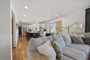 2154 Carlisle Ln, Valparaiso, IN 46385 - Photo 10