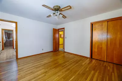 302 E Holley Drive, Kentland, IN 47951 - Photo 22