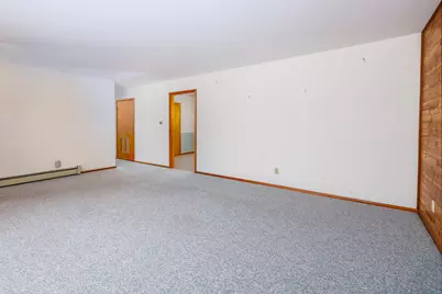 302 E Holley Drive, Kentland, IN 47951 - Photo 12