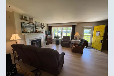2215 W 18th Street, La Porte, IN 46350 - Photo 4