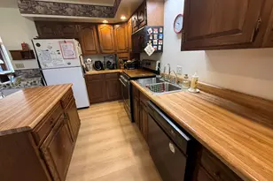 2215 W 18th St, La Porte, IN 46350 - Photo 14