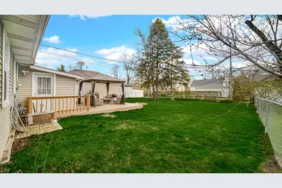 8345 Walnut Drive, Munster, IN 46321 - Photo 14