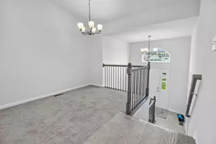 3033 W 82nd Pl, Merrillville, IN 46410 - Photo 2