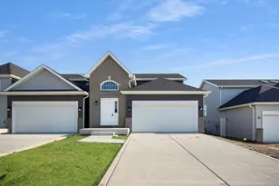 3033 W 82nd Pl, Merrillville, IN 46410 - Photo 4