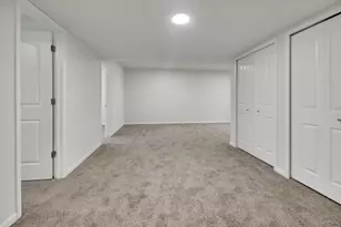 3031 W 82nd Pl, Merrillville, IN 46410 - Photo 8