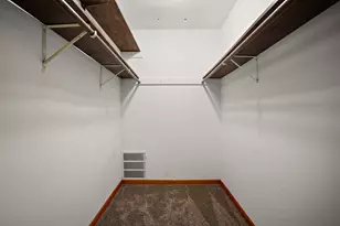 9542 Roosevelt Pl, Crown Point, IN 46307 - Photo 14