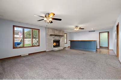 9542 Roosevelt Place, Crown Point, IN 46307 - Photo 8