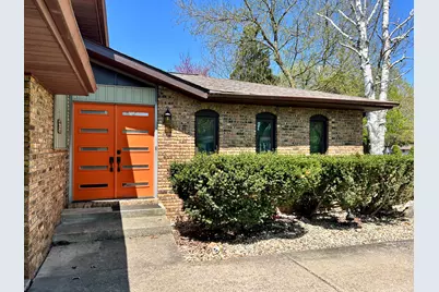 1752 Greenview Street, Valparaiso, IN 46383 - Photo 2