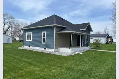 204 N Columbia Street, Francesville, IN 47946 - Photo 4