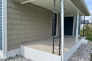 204 N Columbia St, Francesville, IN 47946 - Photo 2