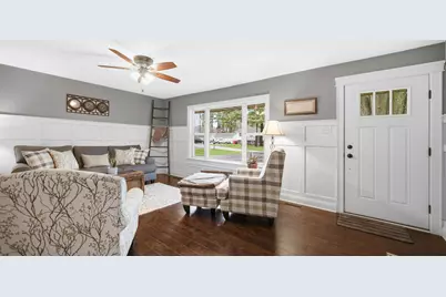 10353 N 493 E, Demotte, IN 46310 - Photo 2