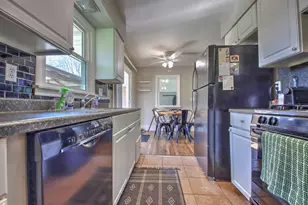 102 W 250 S, La Porte, IN 46350 - Photo 24