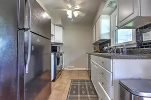 102 W 250 S, La Porte, IN 46350 - Photo 26