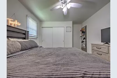 102 W 250 S, La Porte, IN 46350 - Photo 10