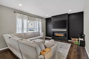 2400 Jupiter St, Portage, IN 46368 - Photo 6