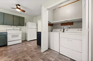 5404 Smilax Ln, Valparaiso, IN 46383 - Photo 12