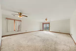 950 Blue Jay Way, Dyer, IN 46311 - Photo 16