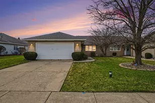 950 Blue Jay Way, Dyer, IN 46311 - Photo 1