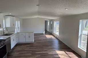 15016 Heritage Dr W, Wheatfield, IN 46392 - Photo 6