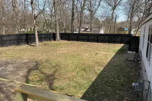 15016 Heritage Dr W, Wheatfield, IN 46392 - Photo 26