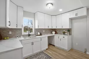 1768 Van Buren St, Gary, IN 46407 - Photo 8